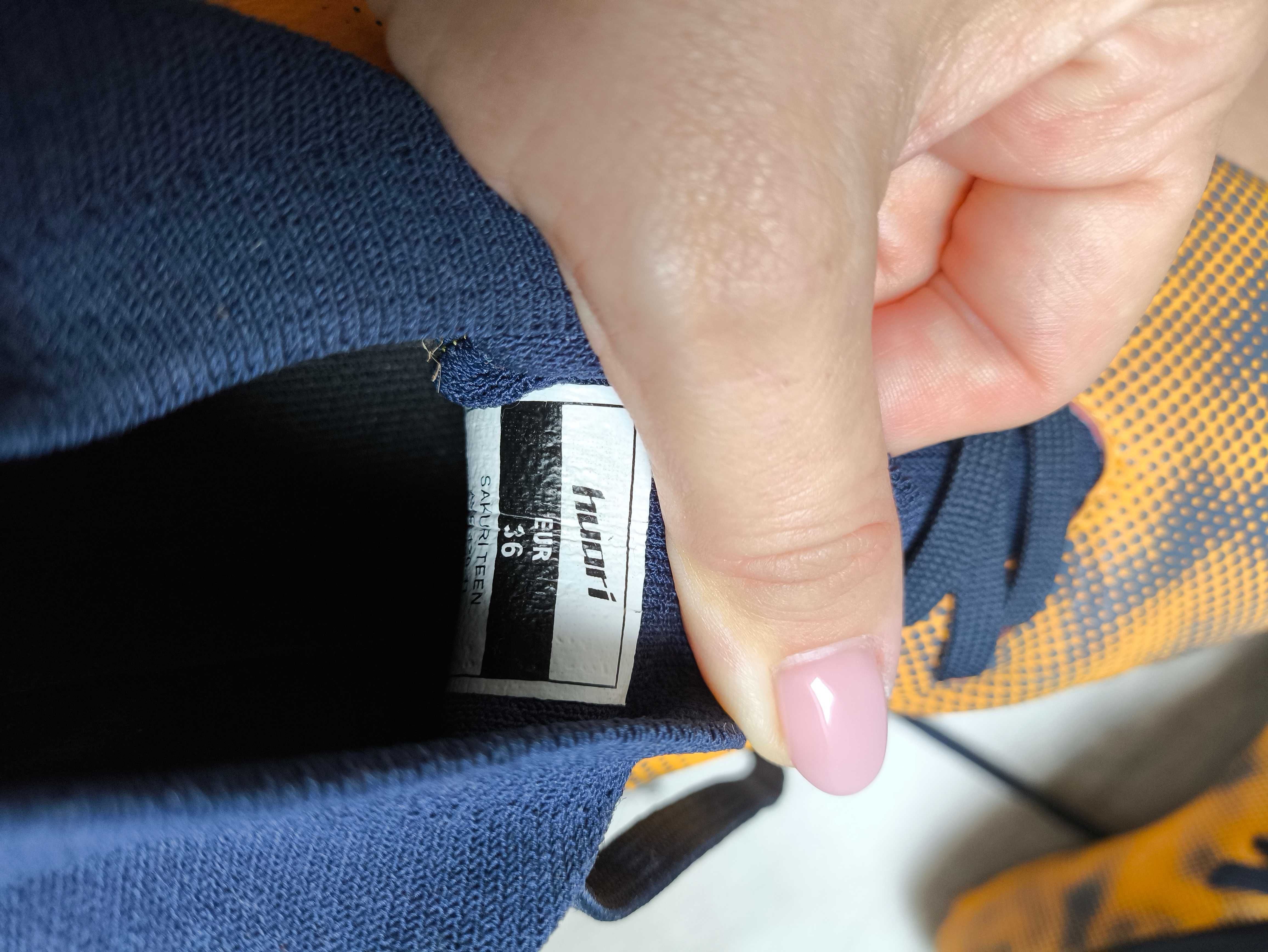 Buty piłkarskie dla chłopca