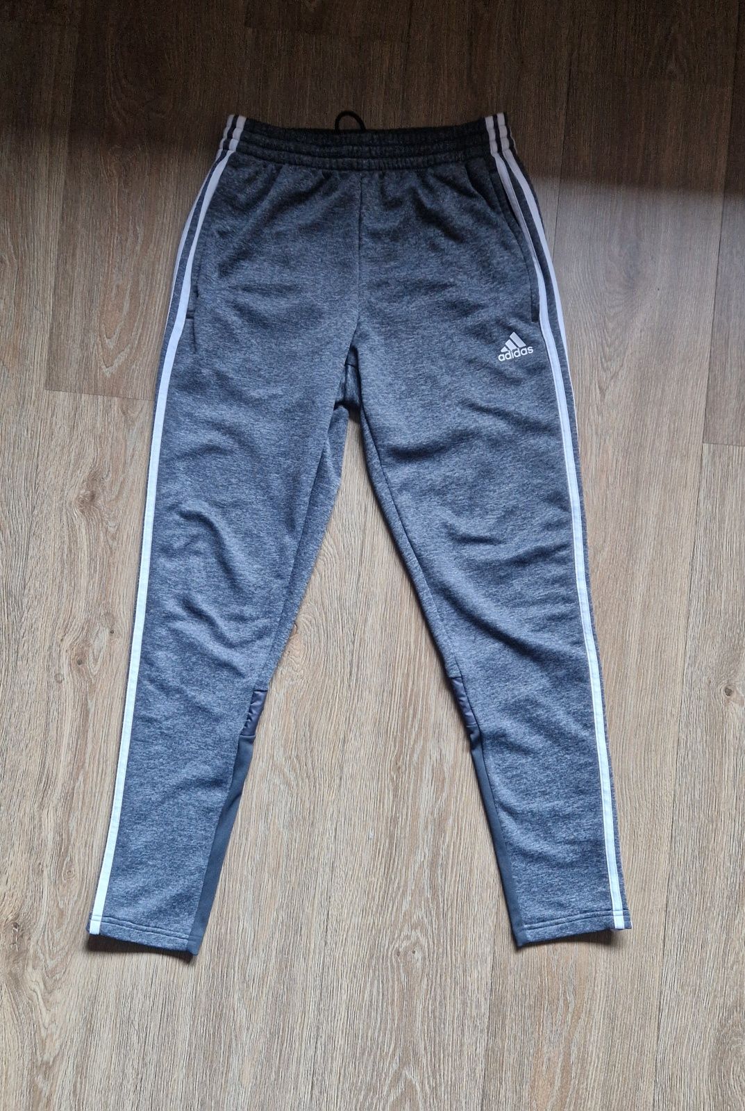 Spodnie dresowe Adidas