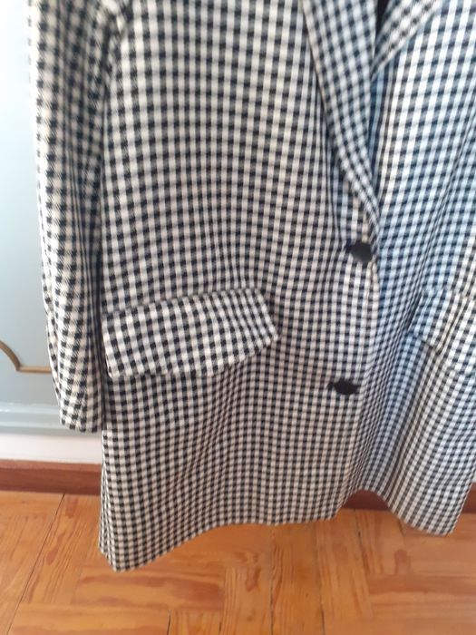 Casaco em pied de poul preto e branco