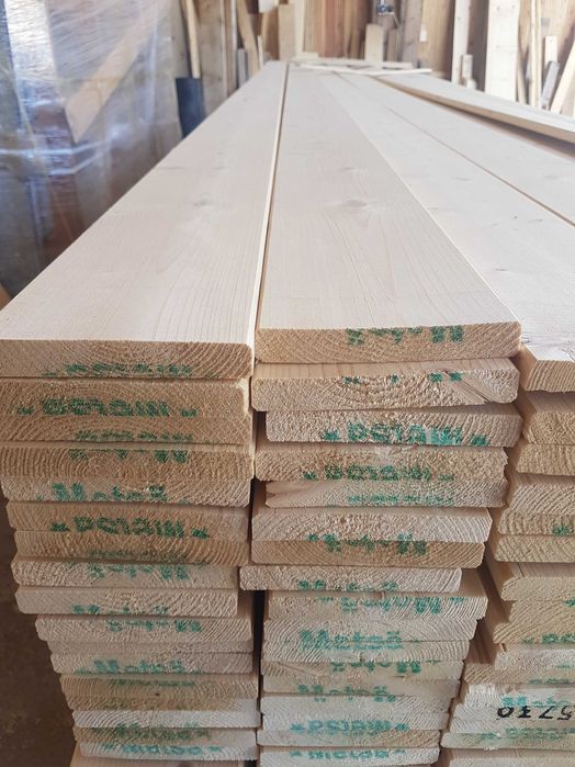 Deska wykończeniowa świerkowa sucha strugana  grubość 1,8 cm