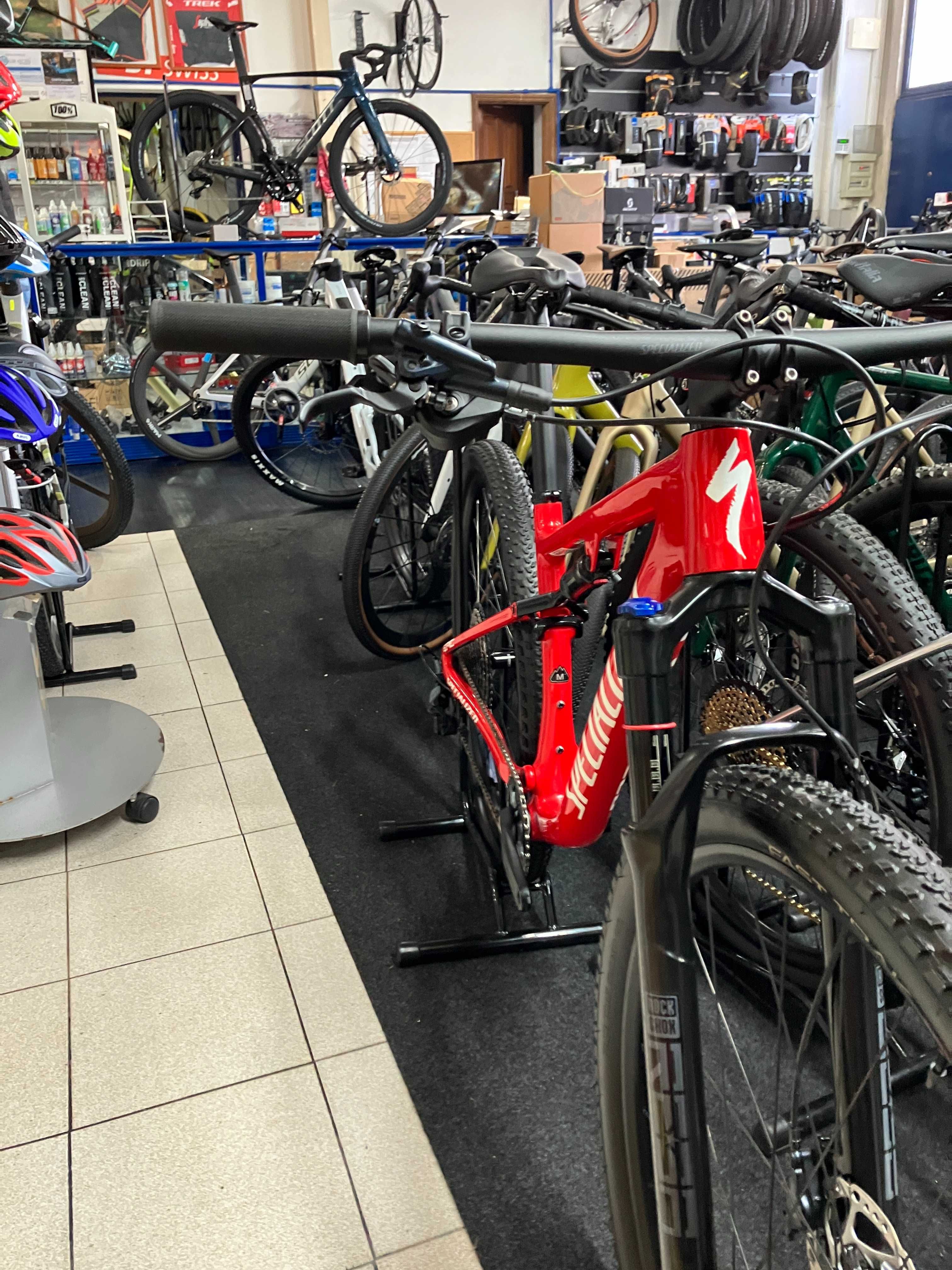 SPECIALIZED EPIC COMPLETAMENTE NOVA