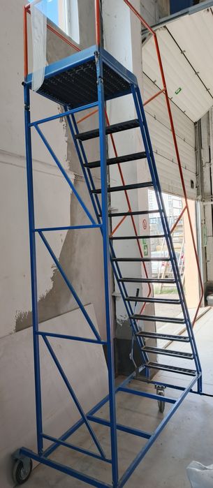 Драбина складська