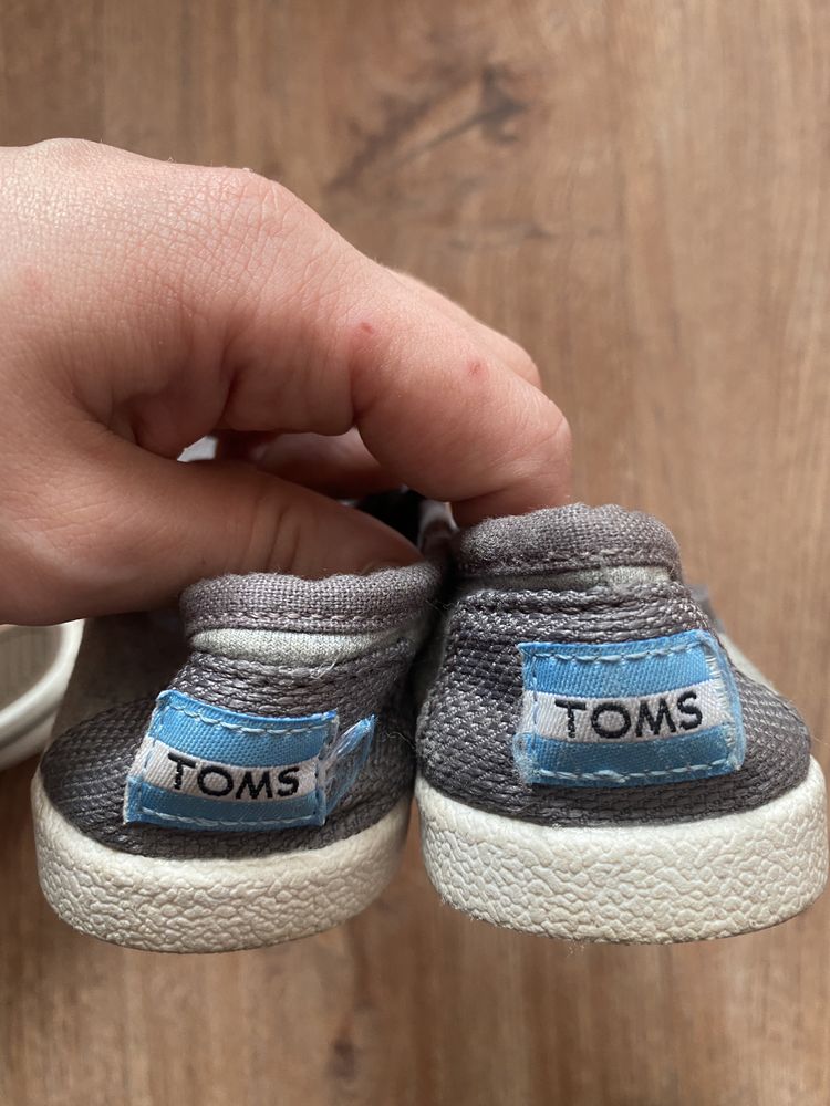 Toms 22 buciki dzieciece