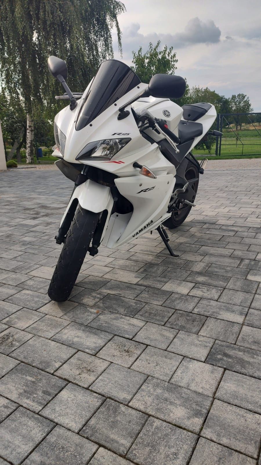 Sprzedam Yamaha R125