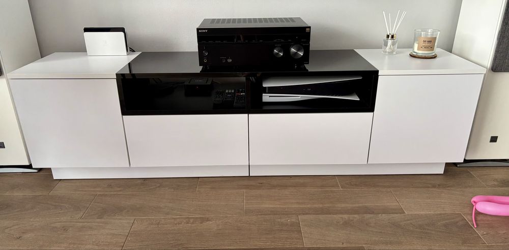Biała szafka RTV 180 cm z mdf