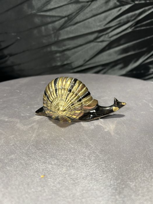 Mosiężny ślimak – dekoracyjna figurka – unikatowa ozdoba vintage