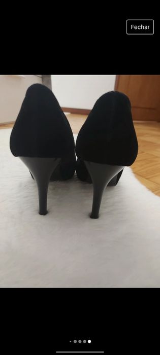 Sapatos de veludo