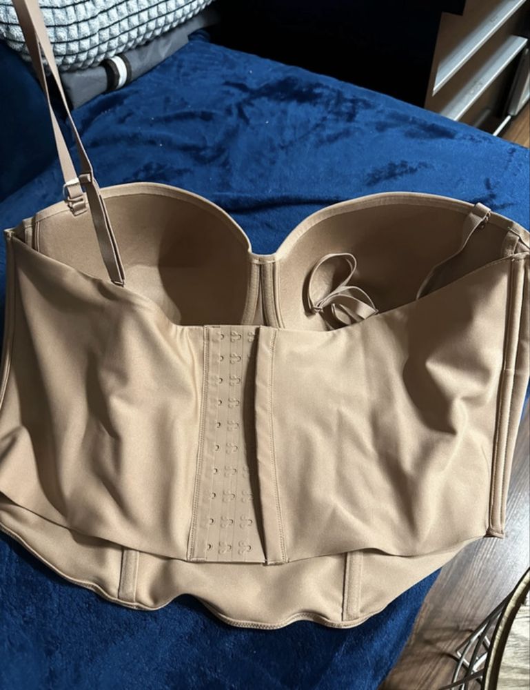 Nowy gorset body SKIMS Sienna 3XL