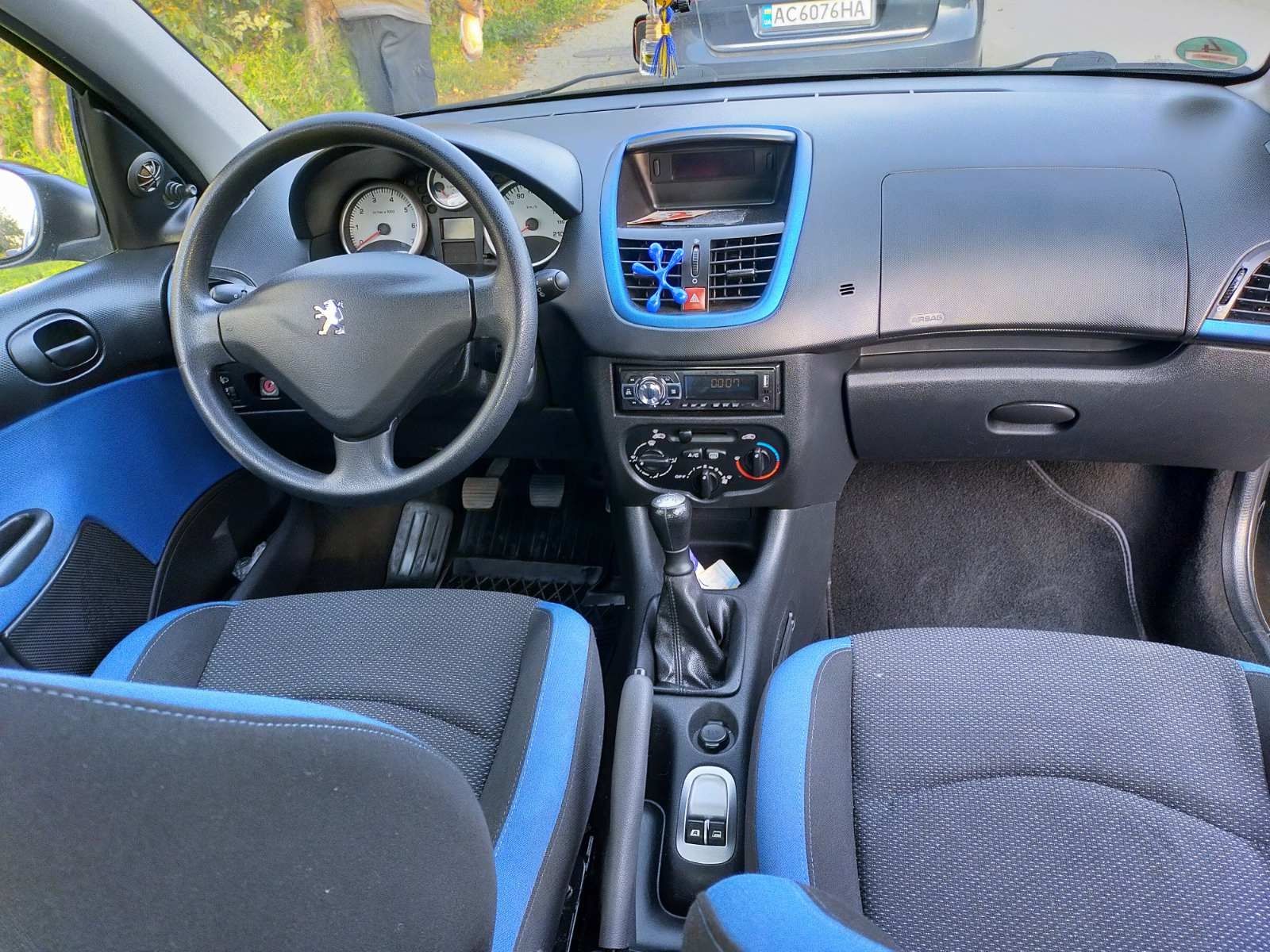 Продам автомобіль peugeot 206+