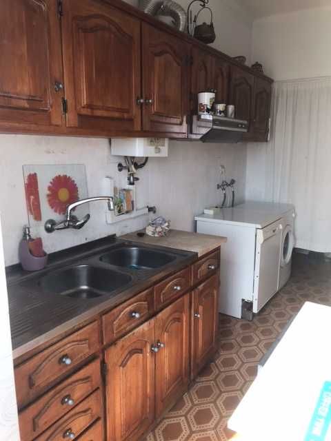 Imovel T3 Setubal, no Bairro Liceu c boas áreas para renovar