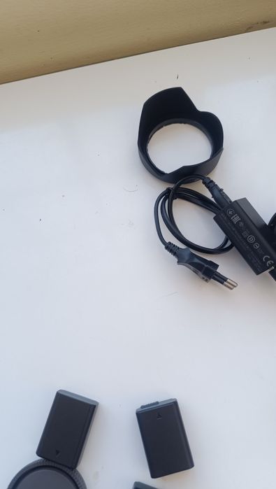 Maquina digital Sony Alpha 7 com lente 4 baterias e 2 carregadores