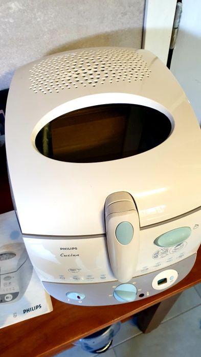 Fritadeira Eléctrica Philips - Cucina