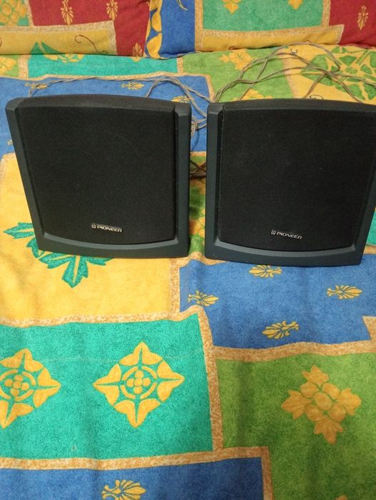 Colunas da Pioneer  pequenas