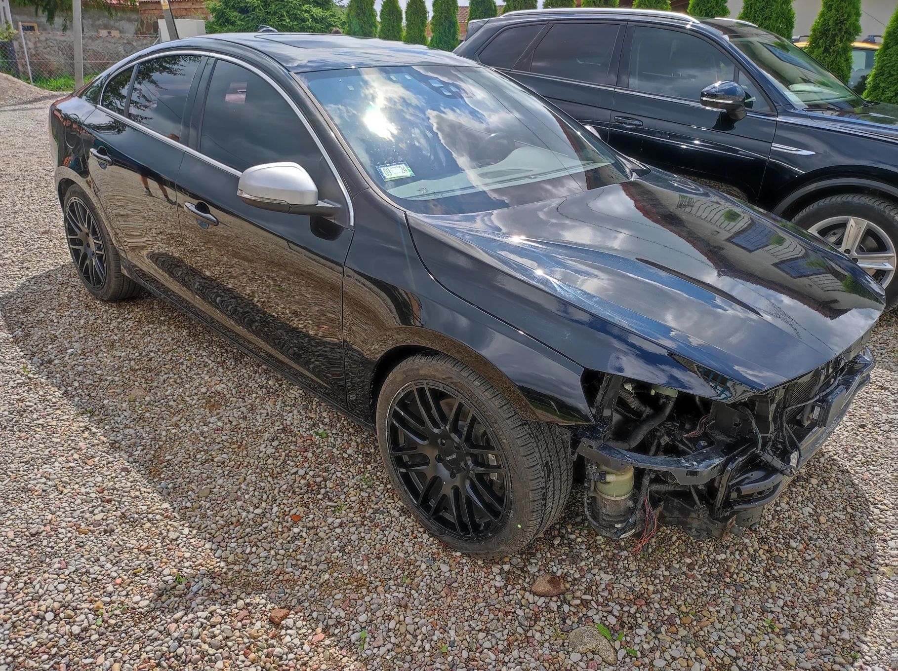 Volvo S60 volvo s60 r-desing polestar 3.0 auto uszkodzone brak zderzaka