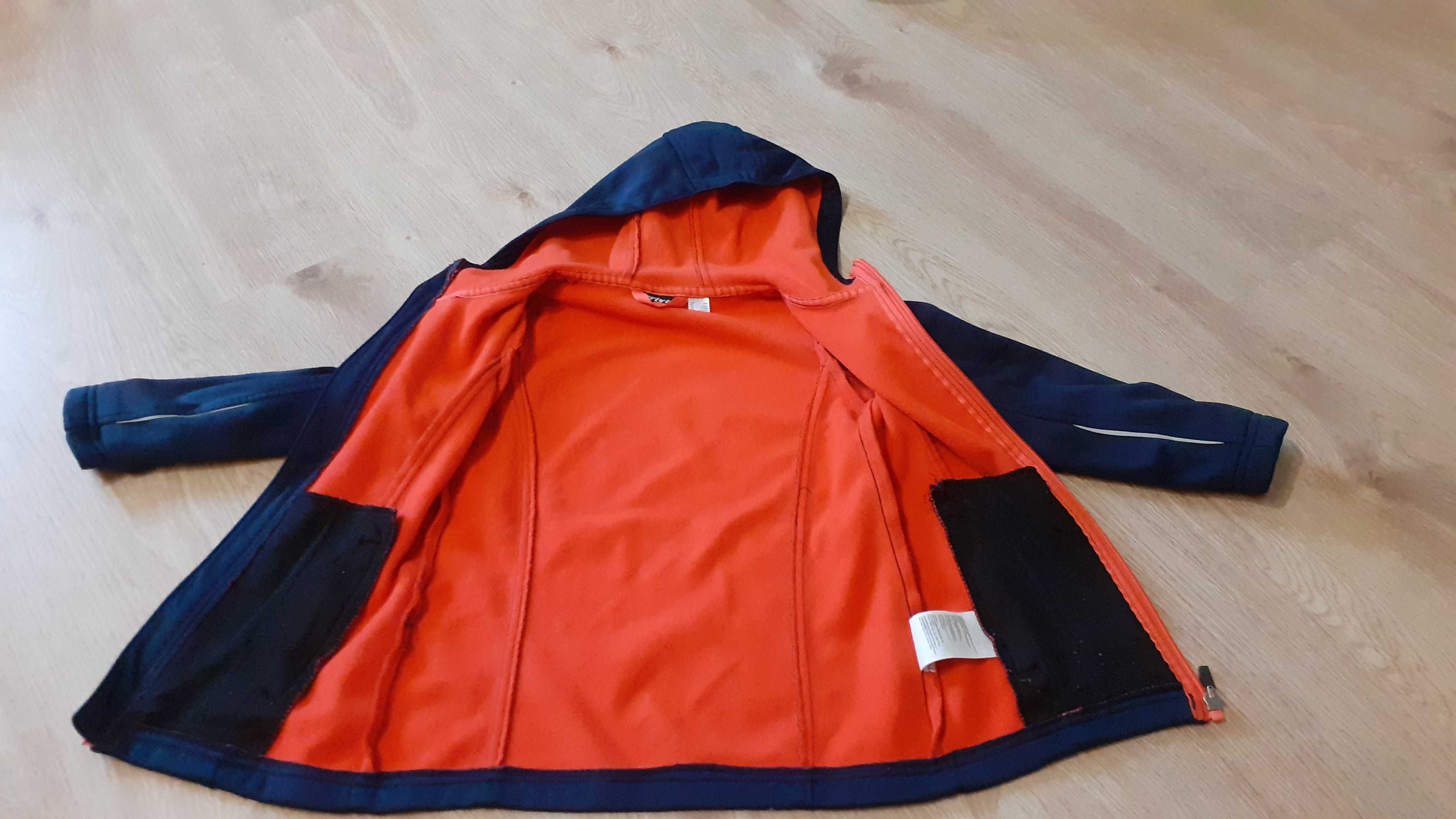 Kurtka softshel rozmiar 110/116