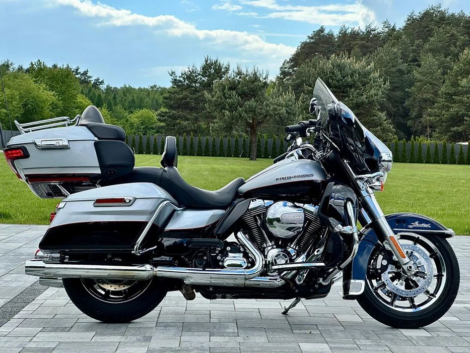 Harley-Davidson FLHTCU Ultra Harley electra glide 2015