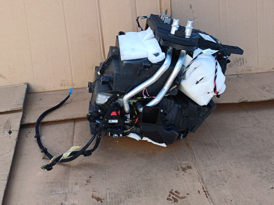 Peugeot e208 208 II 2019- nagrzewnica wentylator komplet elektryk KPL