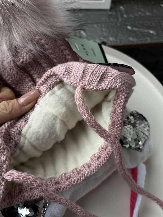 Акція!Шапка зимова на флісі для дівчинки в різних кольорах