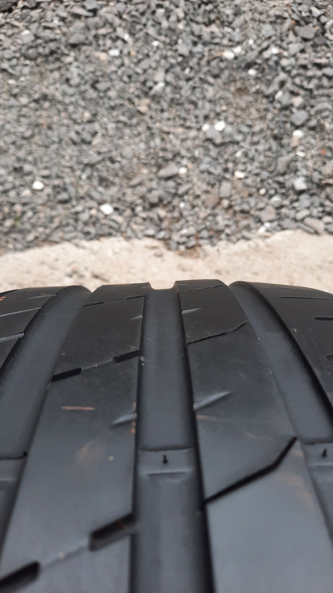Nexen 245/30 ZR20 Nfera 5 mm