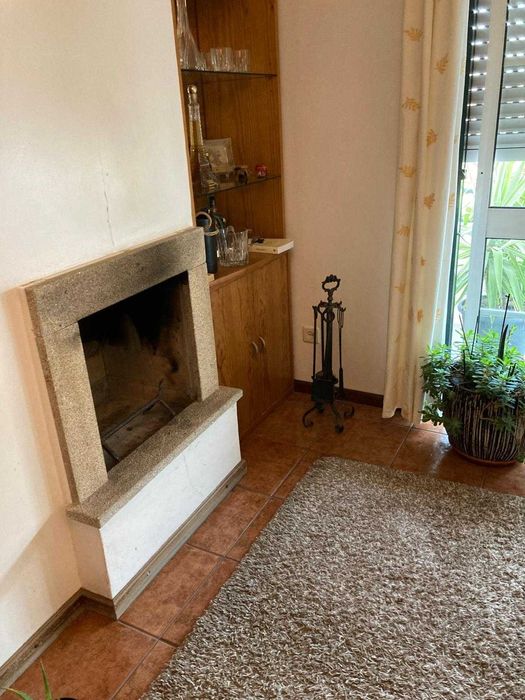 Apartamento Duplex T1+1+1 em Viseu (Rio de Loba)