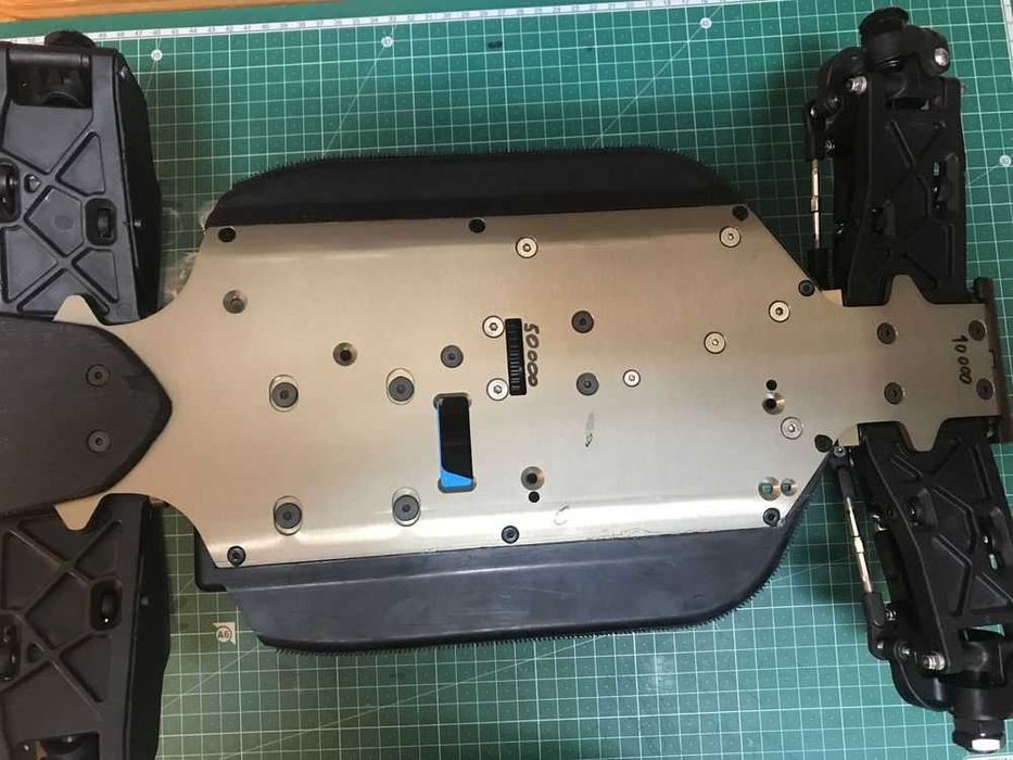 HPi Hotbodies Vorza  1/8