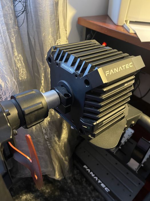 Setup Profissional de Simulação – Lovit + Fanatec