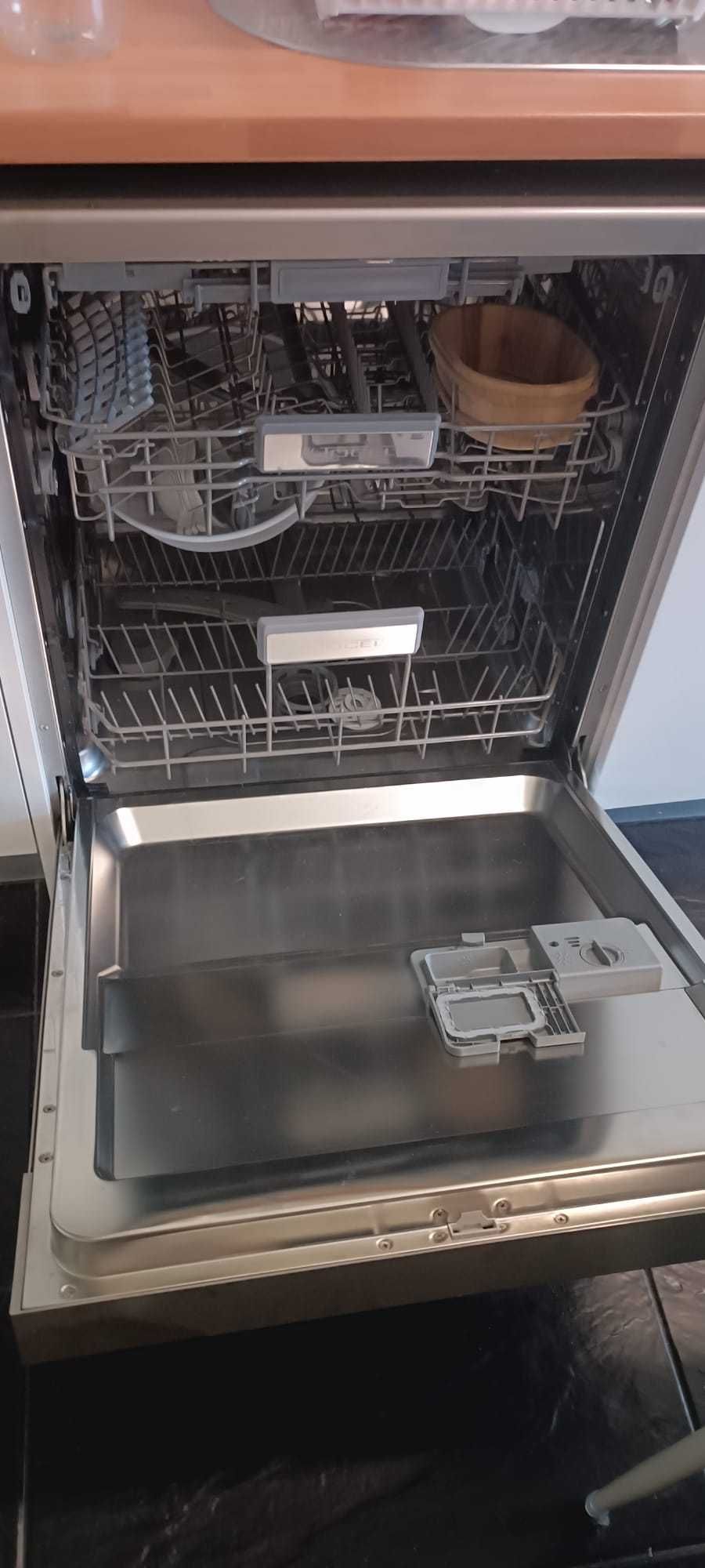 Máquina da loiça Jocel