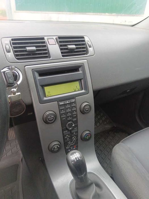 Volvo V50 ano2005 2.0 gasóleo 335mil km - Urgente