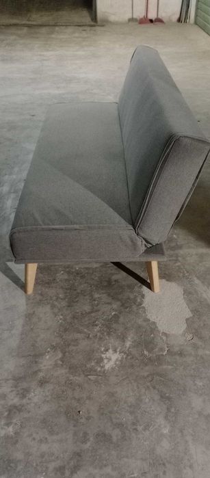 Sofá cama sem uso