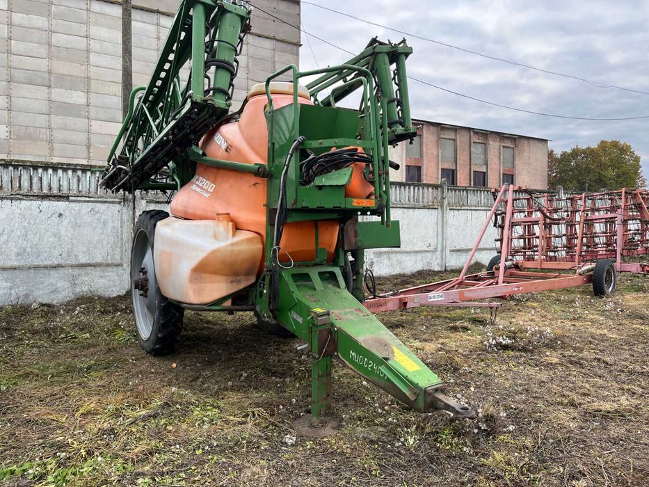 Причіпний обприскувач Amazone-Werke 18, 2009р