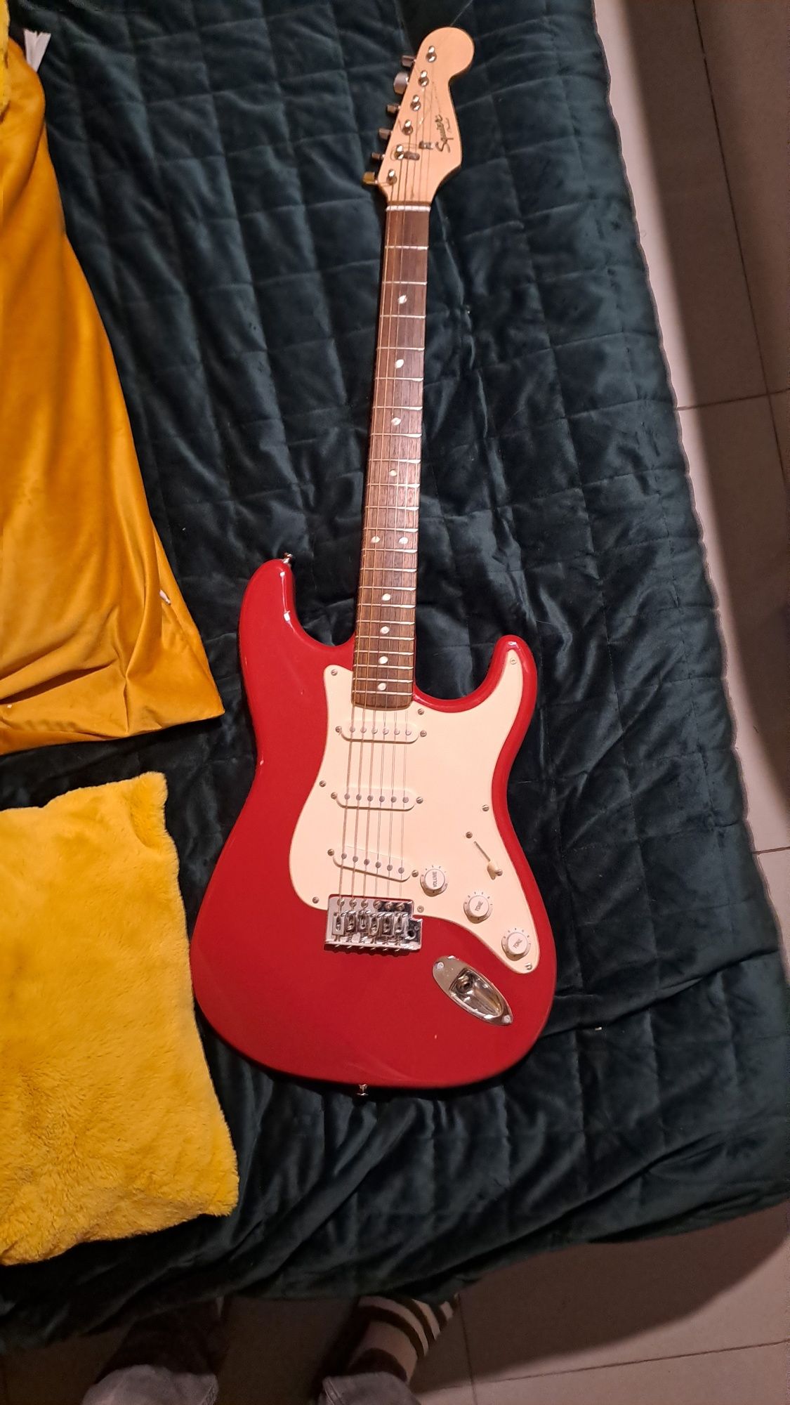 Squier Strat   gitara elektryczna