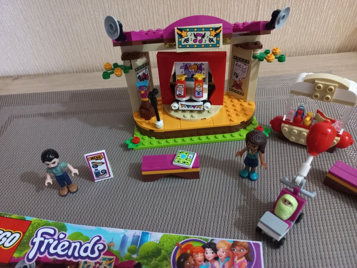 Лего Lego Friends 41334 Сцена Андреа в парке.
На возраст от 6-12лет.