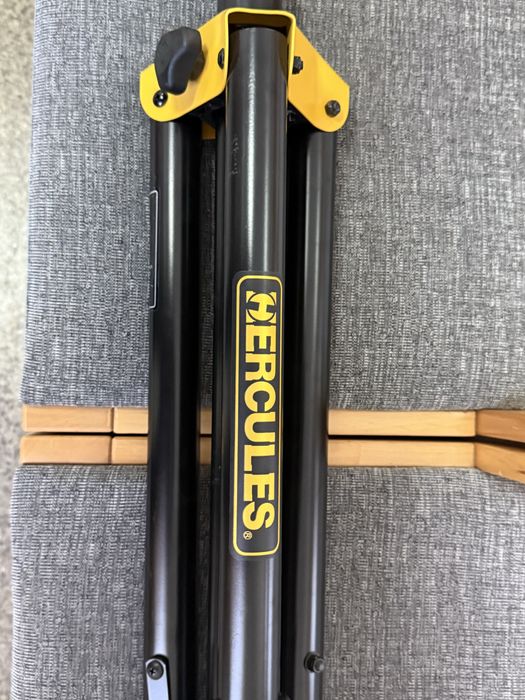 Продам стойку Геркулес 400