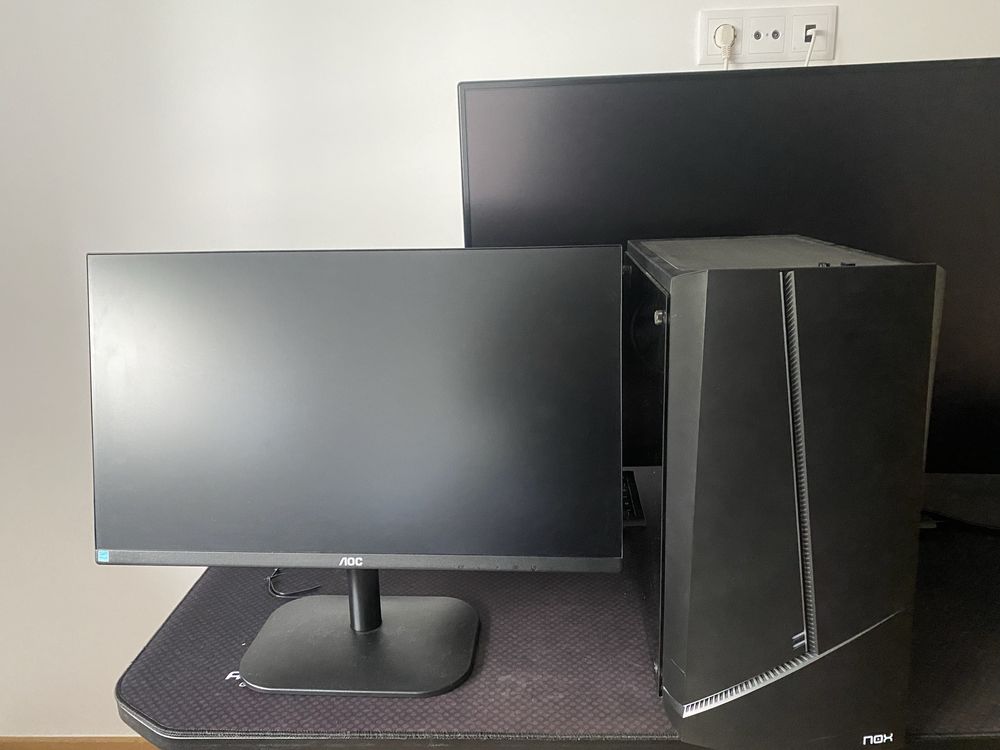 Pc  e Monitor AOC