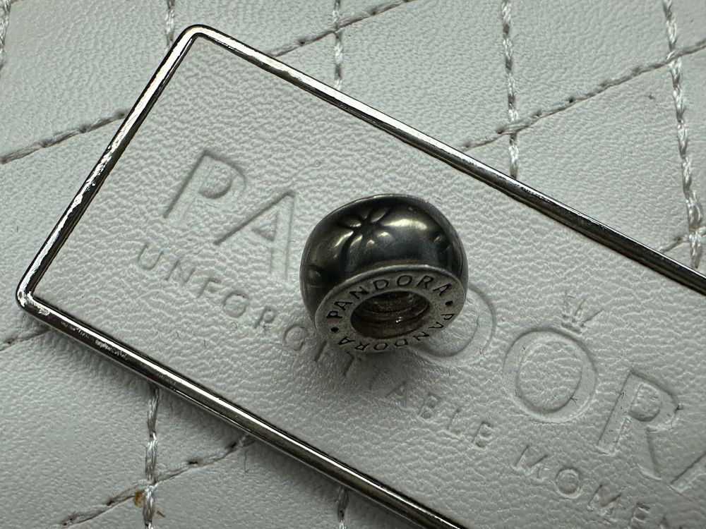 Pandora oryginalny separator ornament