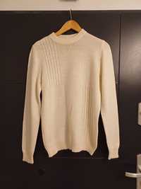 Biały sweter  44