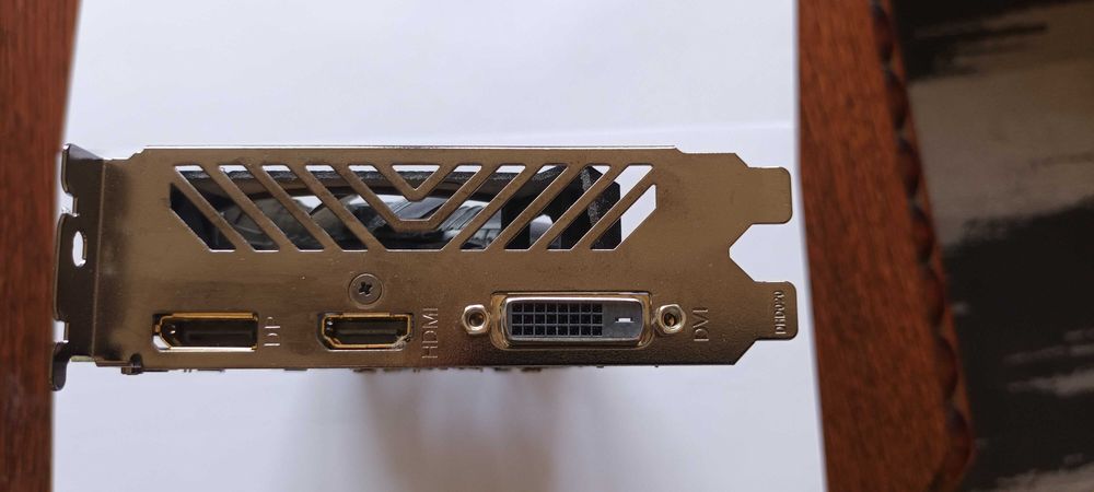 Gigabyte GeForce GTX 1050 Ti 4GB – uszkodzona / niepewna sprawność