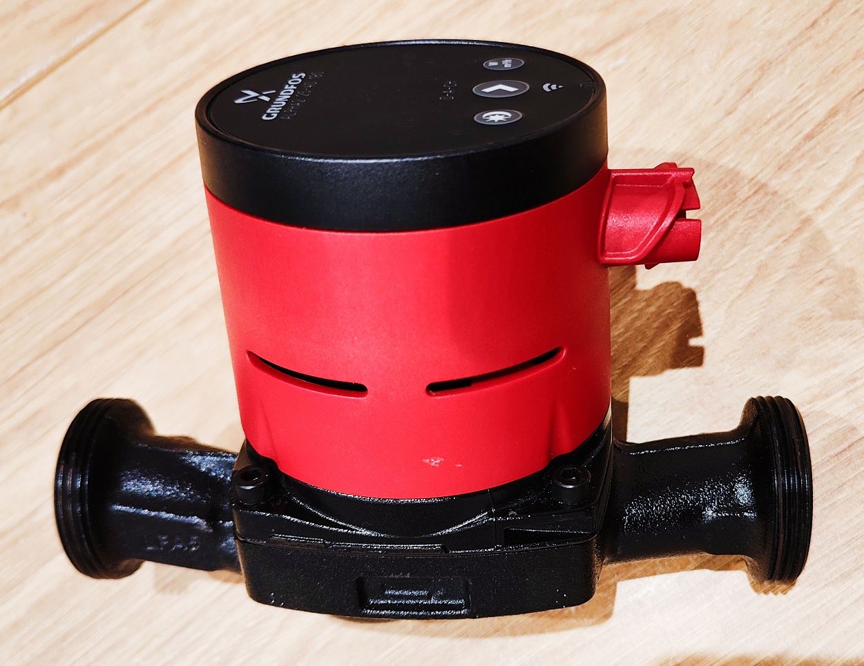 Pompa Grundfos Alpha2 25-40 rozstaw 180 mm z AutoAdapt - Jak Nowa