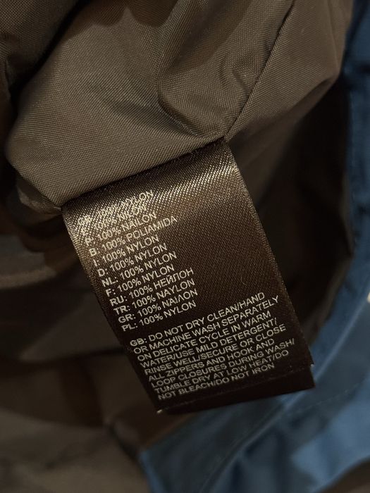 Чоловіча вітровка The North Face.