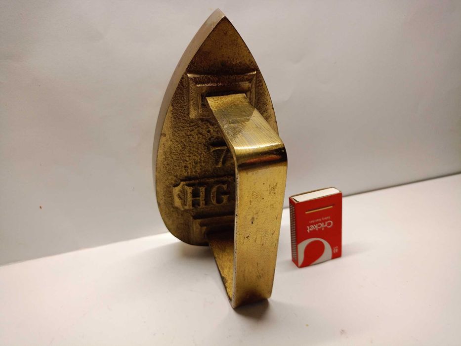 Stare żelazko - kolekcjonerskie 2,2kg