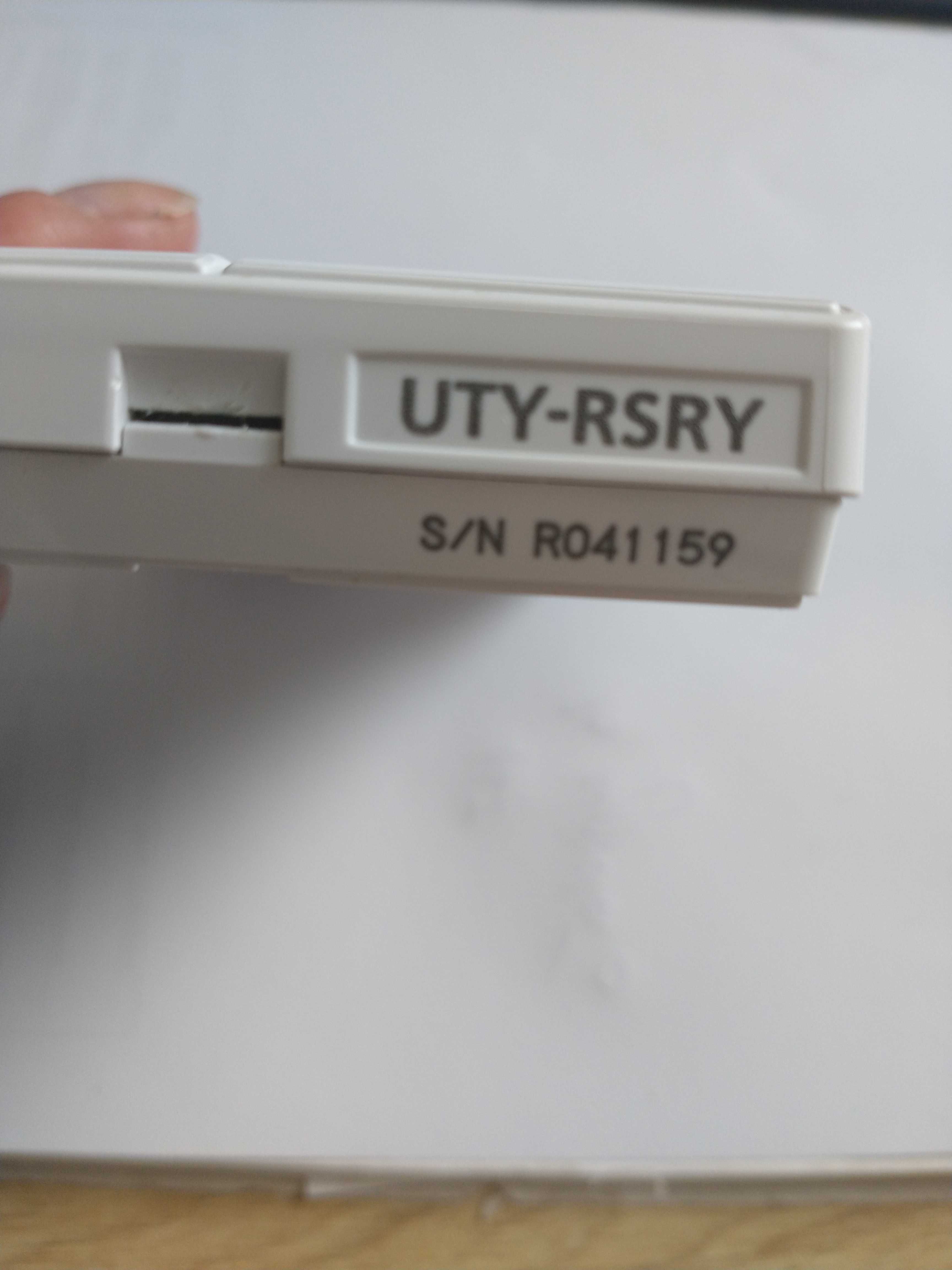 UTY-RSRY prosty pilot zdalnego sterowania Fujitsu