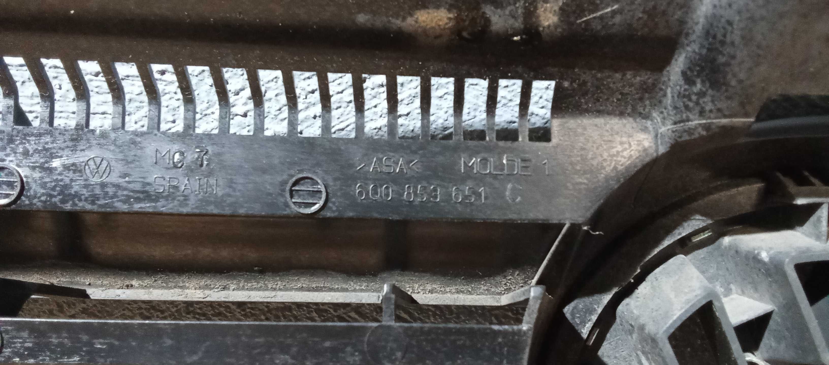 Grill VW Polo 9N Atrapa zderzaka  przod przedni grill Volkswagen Polo