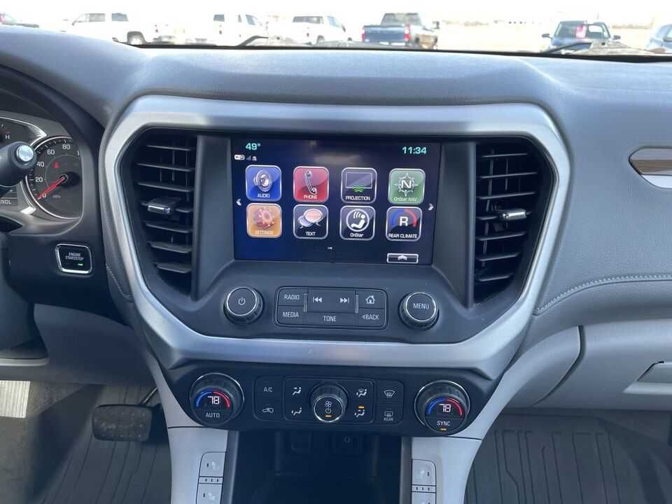 2017 GMC Acadia SLE