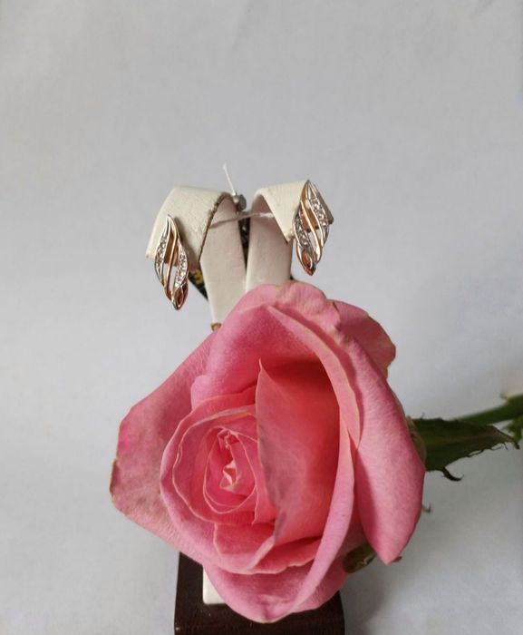 Золоті сережки 585 проби