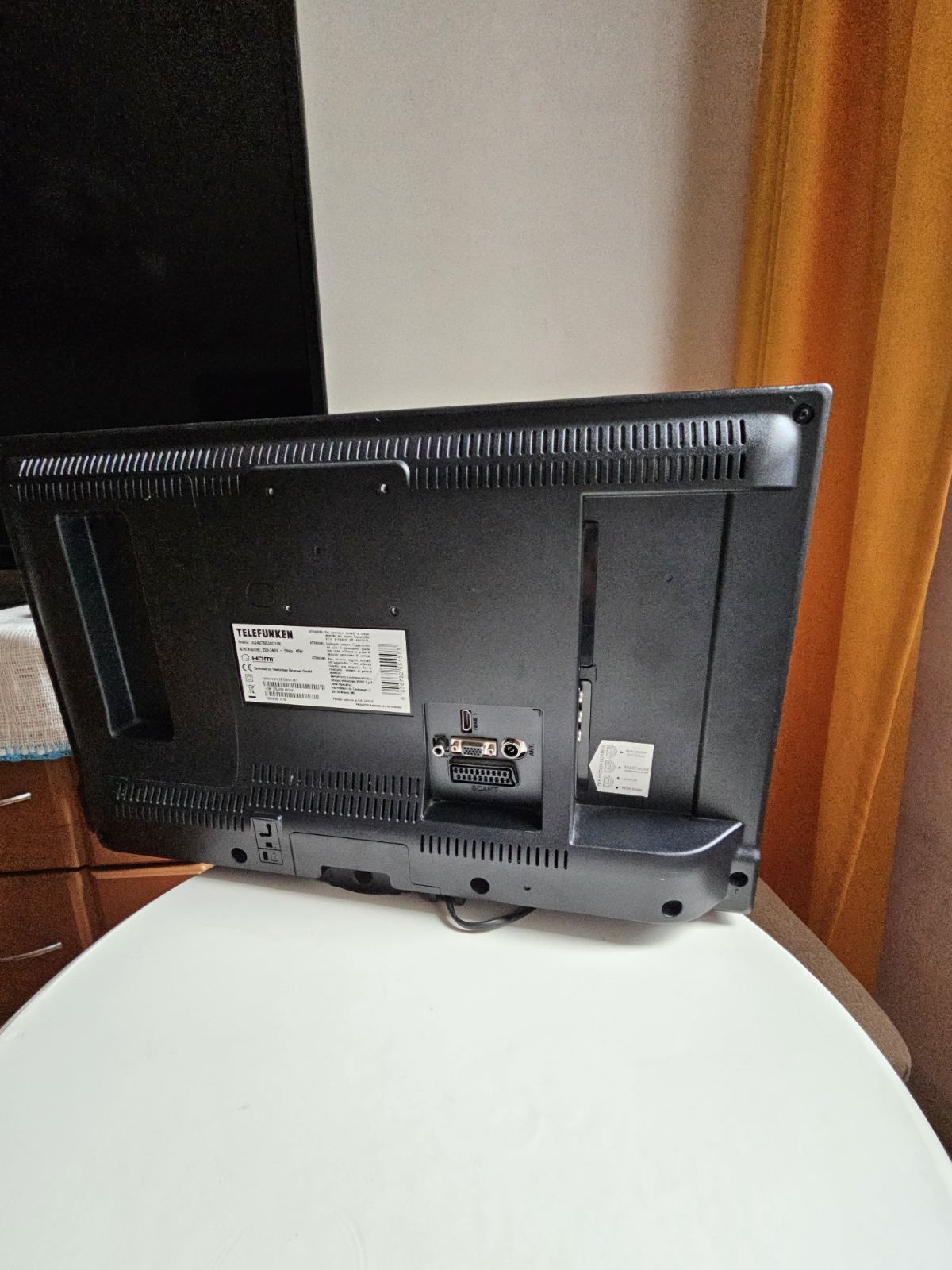 Продам телевізор TE24275B30C10E.