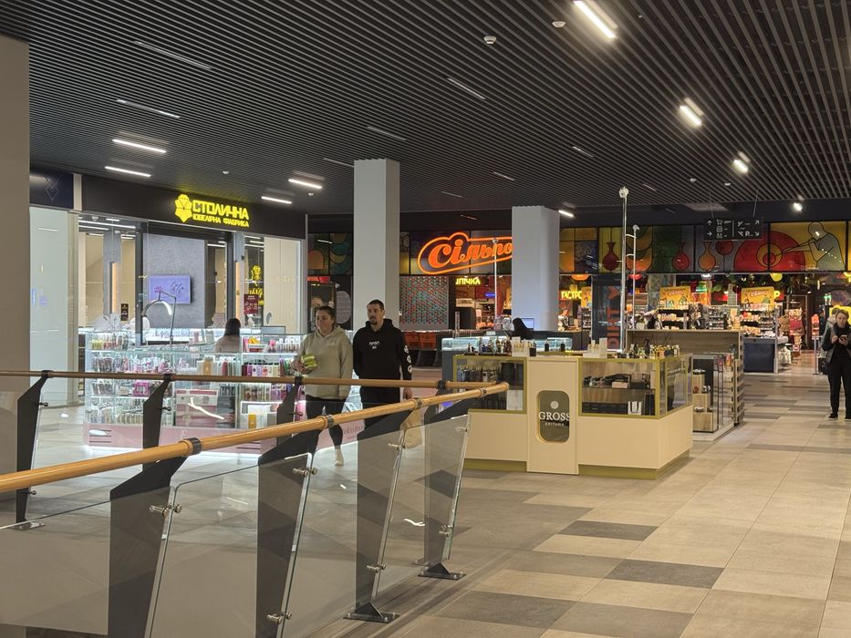 Вигідна оренда приміщень, площі під острівець в ТЦ MAC WAY м Яворів