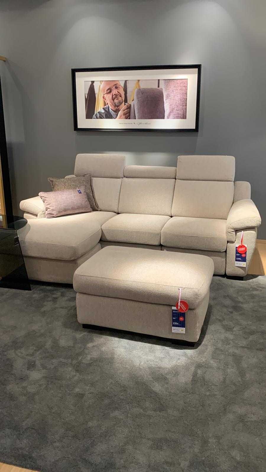 Sofá 4 lugares beige