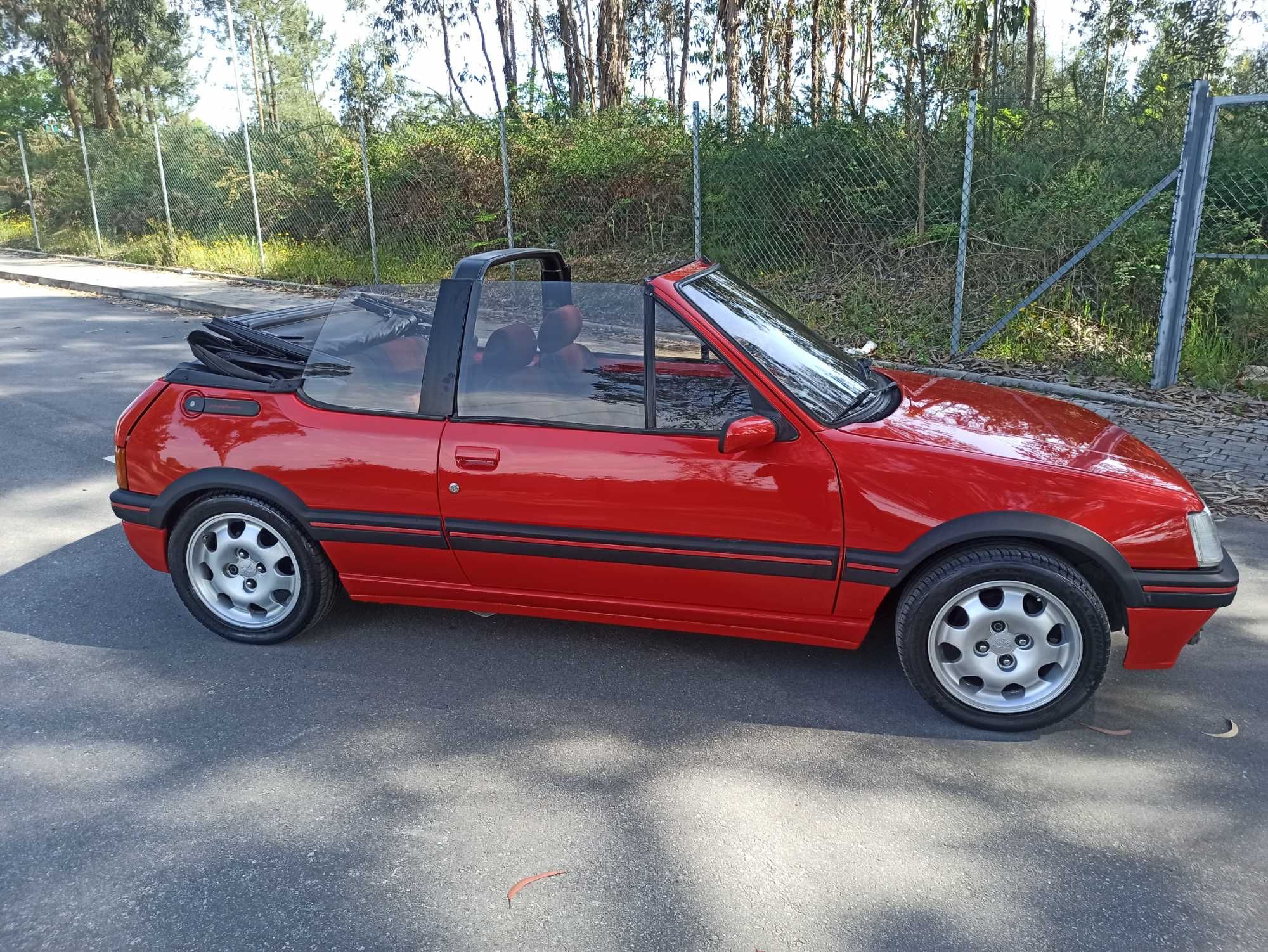 Peugeot 205 CTI CABRIO