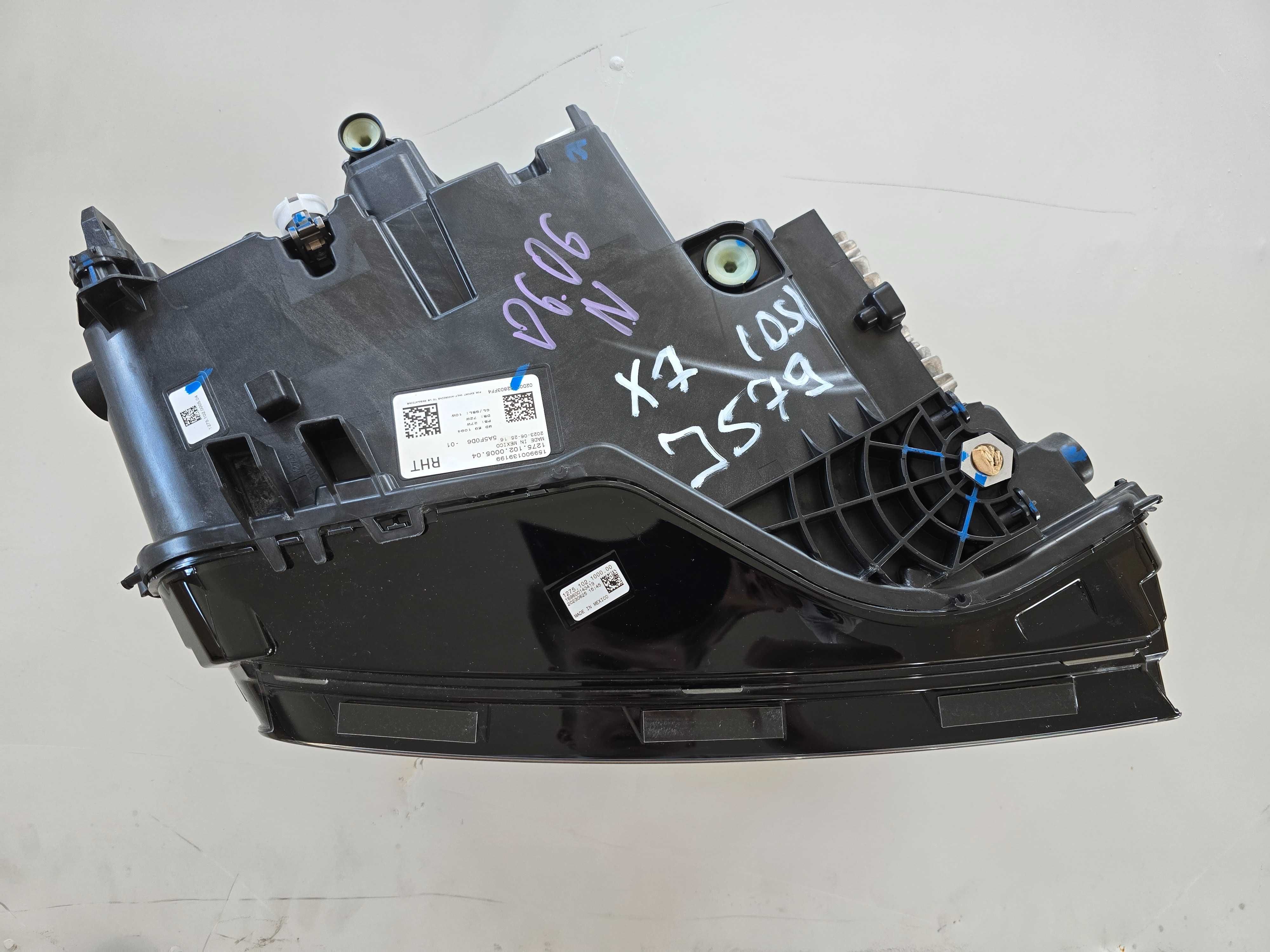 Lampa Reflektor Prawa BMW X7 GO7 LED J579