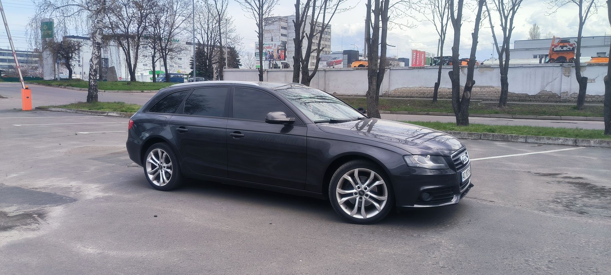 Продам Audi A4 в відмінному стані